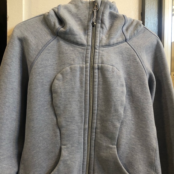 GIFTED - Lululemon Light Blue Zip Jacket - Picture 10 of 11
